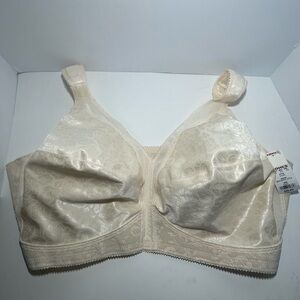 NWT Playtex 18-Hour Ultimate Shoulder Comfort Wireless Natural Beige Bra 52D